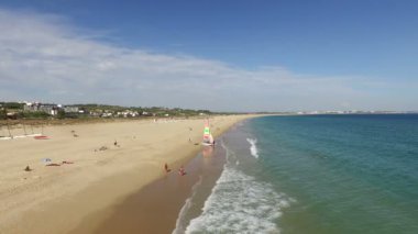 Lagos Portekiz 'deki Meia Praia' da hava durumu