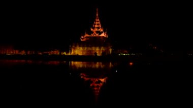 Aydın Pagoda Mandalay Myanmar geceleri