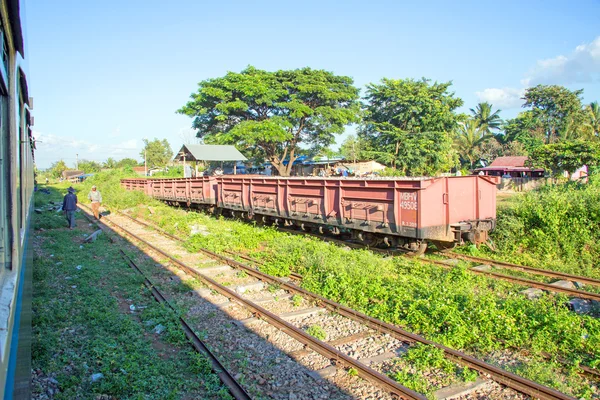 Trains in Myanmar — Stock Photo, Image