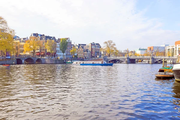 City scenic from Amsterdam at the Amstel in the Netherlands — Stock Photo, Image