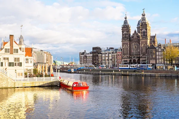 Město malebné z Amsterdamu v Nizozemsku — Stock fotografie