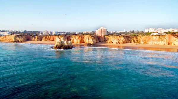 Praia da rocha in de algarve portugal — Stockfoto