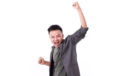 bağırarak mutlu kazanan adam