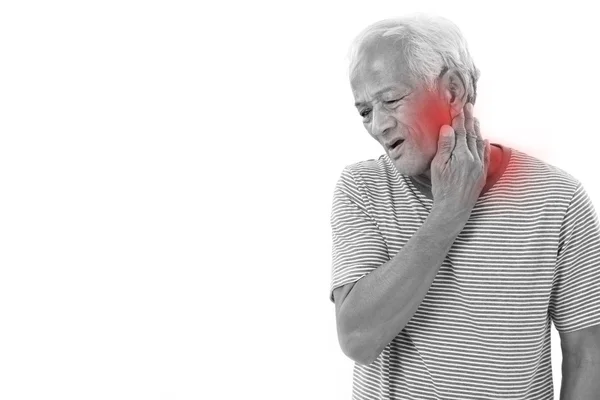 Anciano que sufre de inflamación o lesión muscular del cuello — Foto de Stock