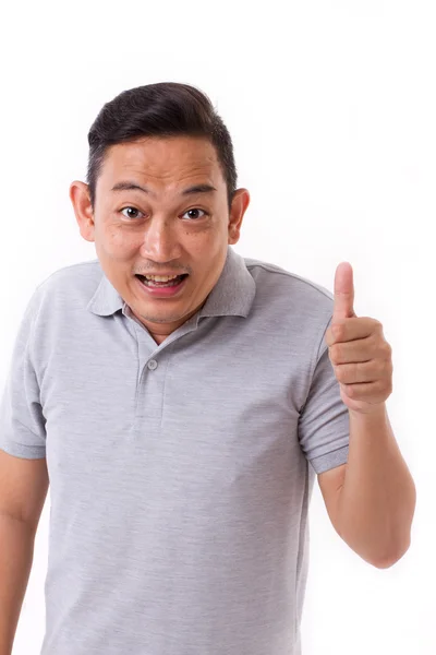 Homem feliz dando polegar até gesto — Fotografia de Stock