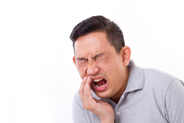 Homme souffrant de maux de dents, sensibilité dentaire — Photo