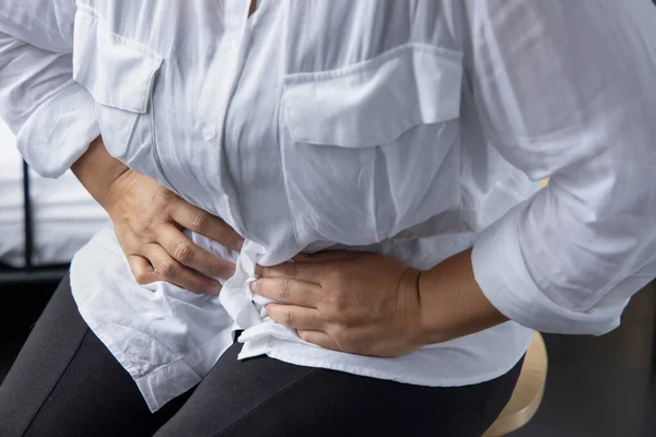 Enfermo Mediana Edad Mujer Asiática Que Sufre Dolor Estómago Diarrea — Foto de Stock