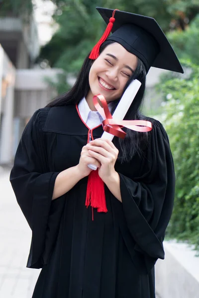 Mutlu Üniversite Mezunu Başarılı Eğitim Kavramı Mutlu Diploma Günü Kadın — Stok fotoğraf