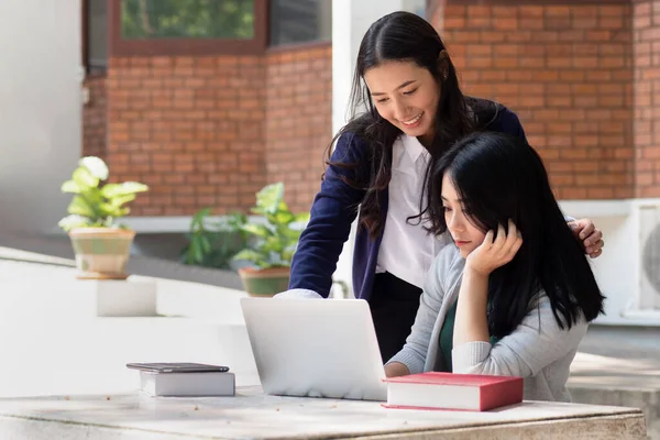 Asian Woman College Student Studying University Campus Her Classmate Tutor — Stock Photo, Image