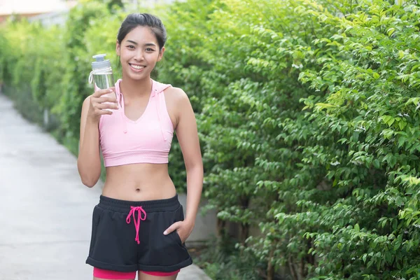 Happy Smiling Woman Runner Drinking Water Hydrate Herself Jogging Running — Stock Photo, Image