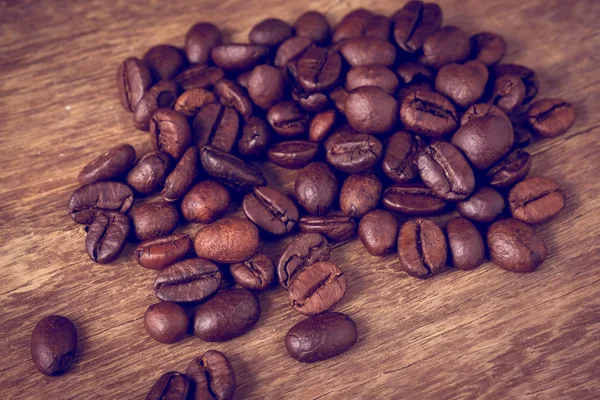 具有复古风格过滤效果的咖啡豆 — 图库照片