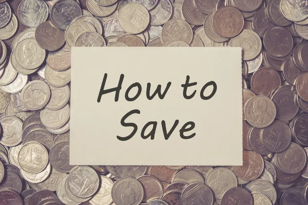 Geld besparen voor investeringen concept munten geld met filtereffect — Stockfoto