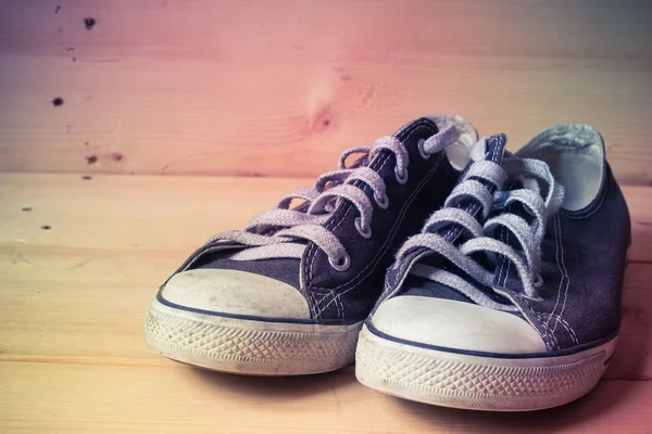 Sneakers med filter effekt retro vintage stil — Stockfoto