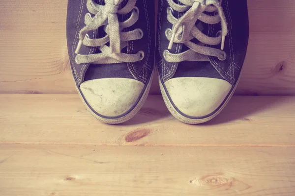 Sneakers med filter effekt retro vintage stil — Stockfoto