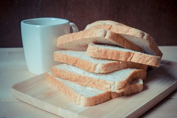 Brot mit Filtereffekt Retro-Vintage-Stil — Stockfoto