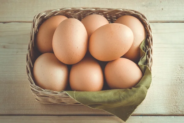 Filtre etkisi retro vintage tarzı ile yumurta