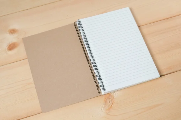 Recycle notebook on wood background — Stock Photo, Image