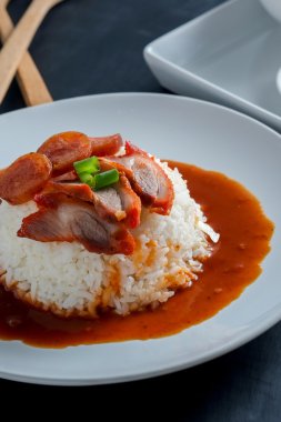 Kırmızı domuz ve pirinç, Tayland gıda