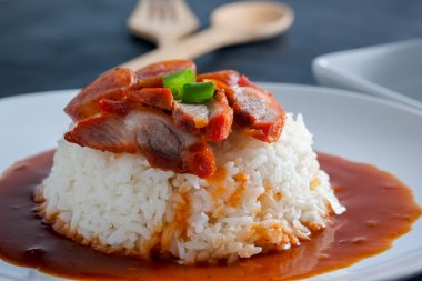 Kırmızı domuz ve pirinç, Tayland gıda