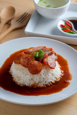 Kırmızı domuz ve pirinç, Tayland gıda