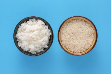 Taneli beyaz pirinç bir kase