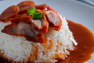 Kırmızı domuz ve pirinç, Tayland gıda