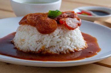 Kırmızı domuz ve pirinç, Tayland gıda