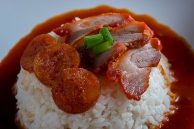 Kırmızı domuz ve pirinç, Tayland gıda