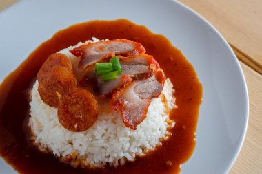 Kırmızı domuz ve pirinç, Tayland gıda