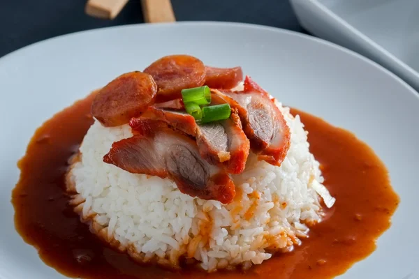 Kırmızı domuz ve pirinç, Tayland gıda