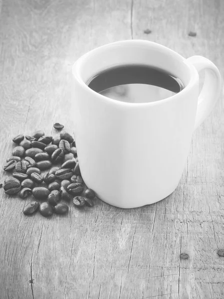 Koffiebonen met filter effect blabk en wit stijl — Stockfoto
