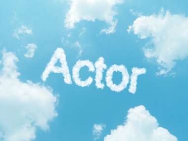 mavi gökyüzü arkaplanında dizayn edilmiş bulut kelimeleri