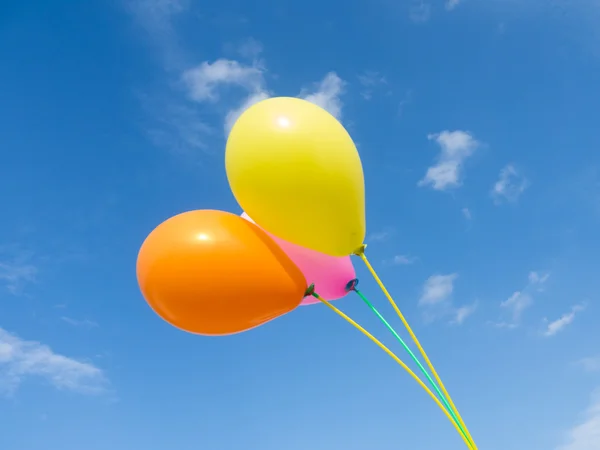 Luftballons am Himmel — Stockfoto