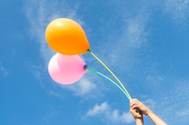  Gökyüzünde balonlar