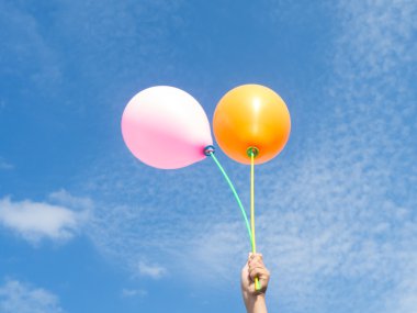  Gökyüzünde balonlar