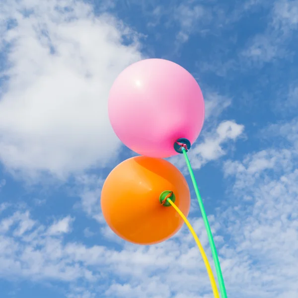 Luftballons am Himmel — Stockfoto