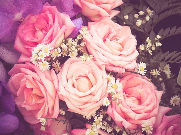 Flowers with filter effect retro vintage style — Stock Photo, Image