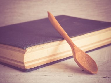 Filtre etkisi retro vintage tarzı ile eski kitap