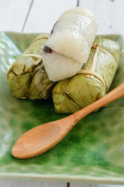 Thai Sweets manojo de papilla con relleno de plátano —  Fotos de Stock