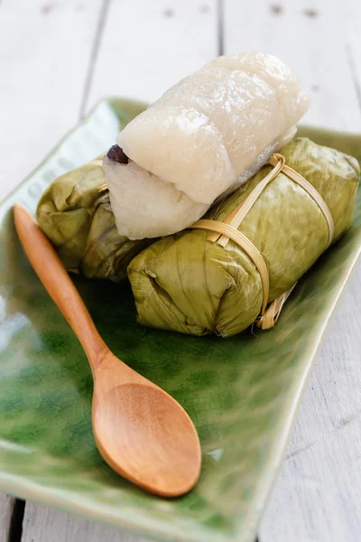 Thai Sweets manojo de papilla con relleno de plátano —  Fotos de Stock