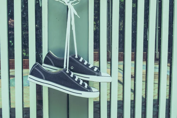 Μαύρο πάνινα παπούτσια με φίλτρο εφέ ρετρό στυλ vintage — Φωτογραφία Αρχείου