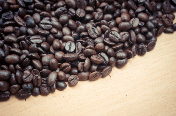 Granos de café con efecto de filtro retro estilo vintage — Foto de Stock