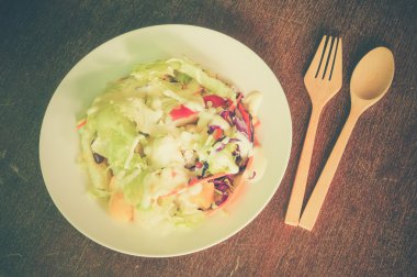 Filtre etkisi retro vintage tarzı ile salata