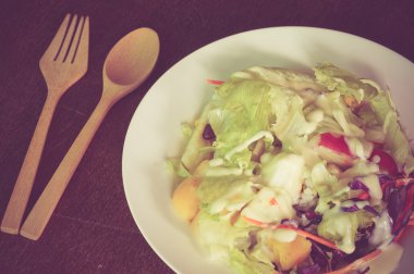 Filtre etkisi retro vintage tarzı ile salata
