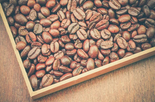 Kaffebönor med filter effekt retro vintage stil — Stockfoto