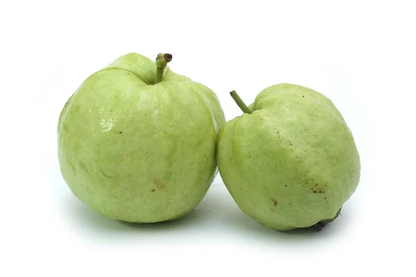 Fruta de guayaba aislada sobre fondo blanco —  Fotos de Stock