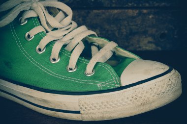 spor ayakkabıları ile filtre etkisi retro vintage styl