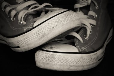 spor ayakkabıları ile filtre etkisi retro vintage styl