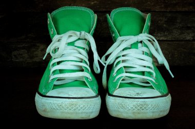 spor ayakkabıları ile filtre etkisi retro vintage styl