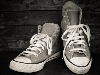 spor ayakkabıları ile filtre etkisi retro vintage styl